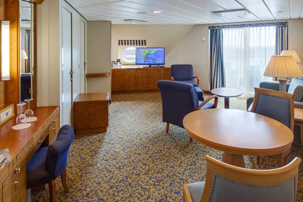 RCI, Serenade of the Sea, Owner's Suite 2 Bedroom 3.jpg